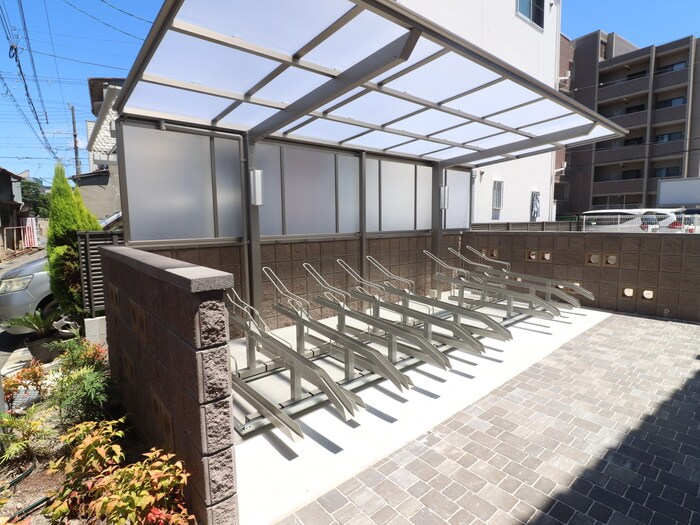 ルネ・ムーンの物件外観写真