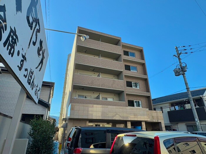 ジュネス太郎坊の物件外観写真