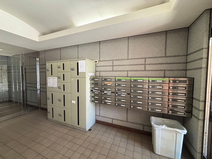 マンション芦紅の物件外観写真