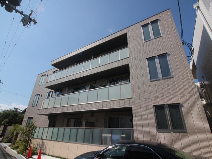 プレシャス小松の物件外観写真