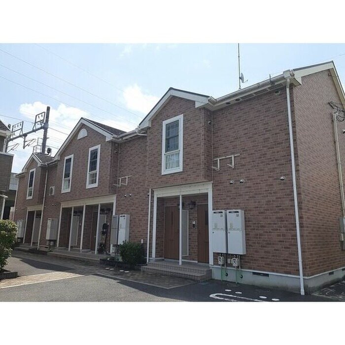 ディーア・クミルＢの物件外観写真