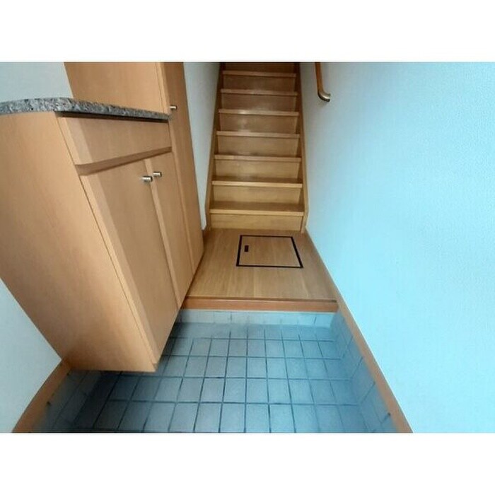 ディーア・クミルＢの物件内観写真