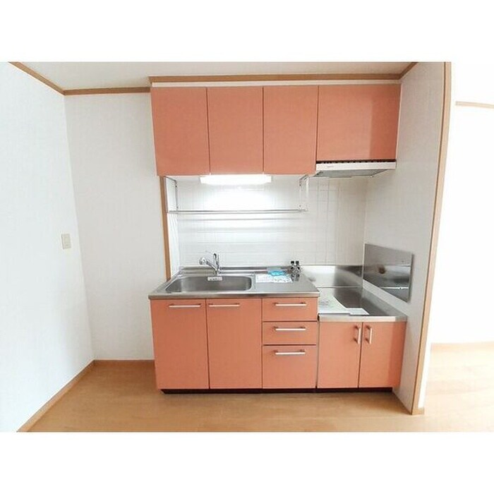 ディーア・クミルＢの物件内観写真