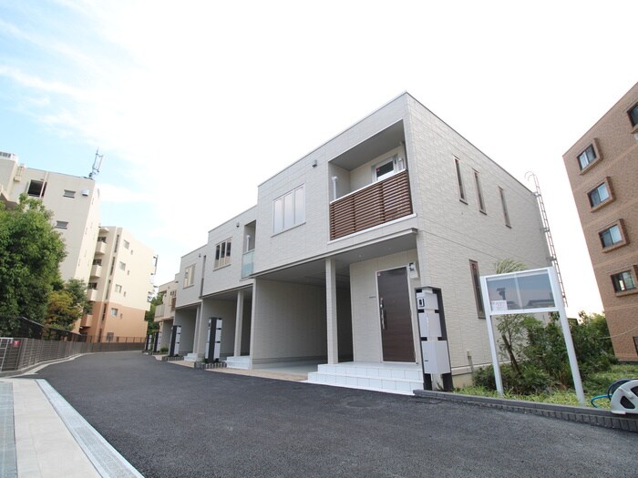 グランテラス千里中央の物件外観写真