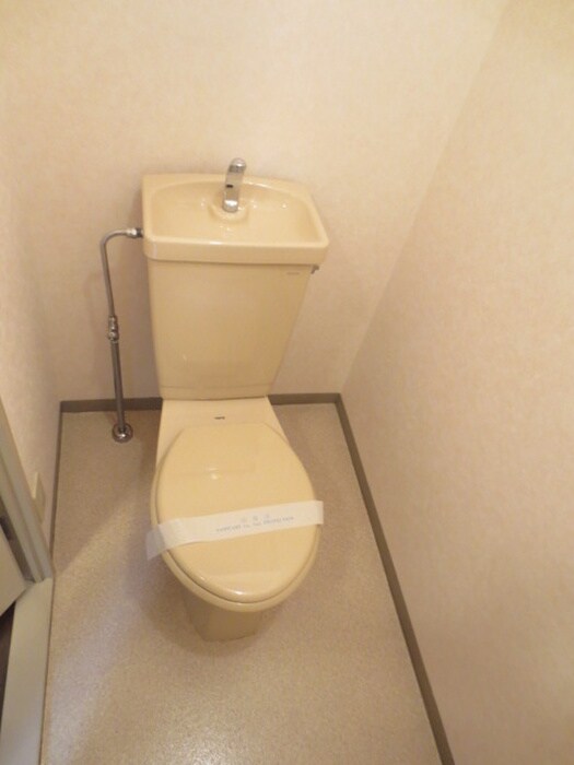 プレジ－ル西院の物件内観写真