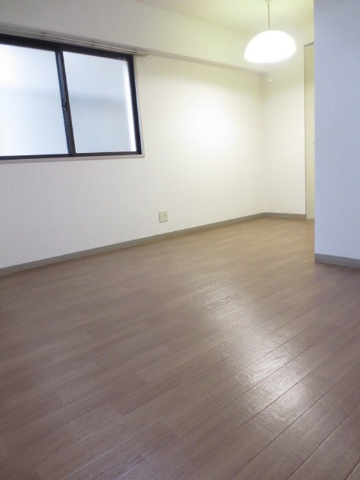 プレジ－ル西院の物件内観写真