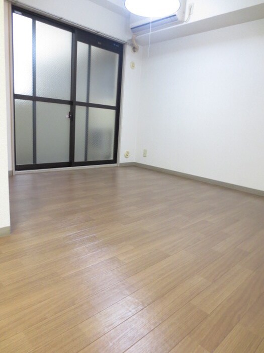 プレジ－ル西院の物件内観写真