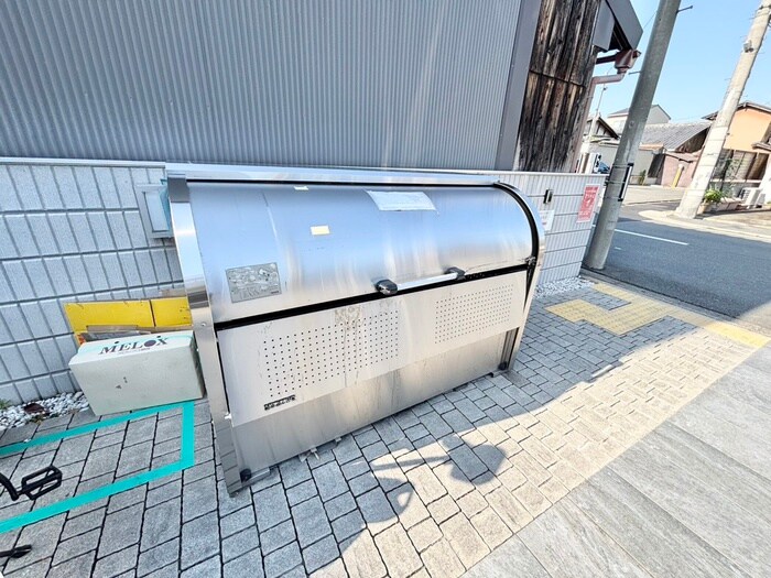 フラッティ丸太町御前の物件外観写真