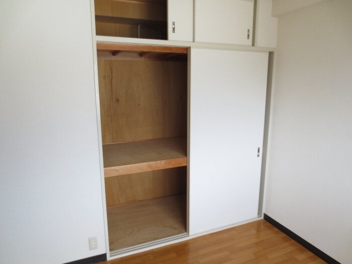 ロイヤル千里丘の物件内観写真