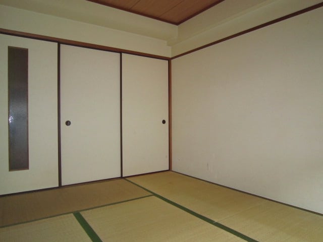 ロイヤル千里丘の物件内観写真