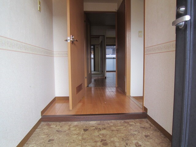 ロイヤル千里丘の物件内観写真