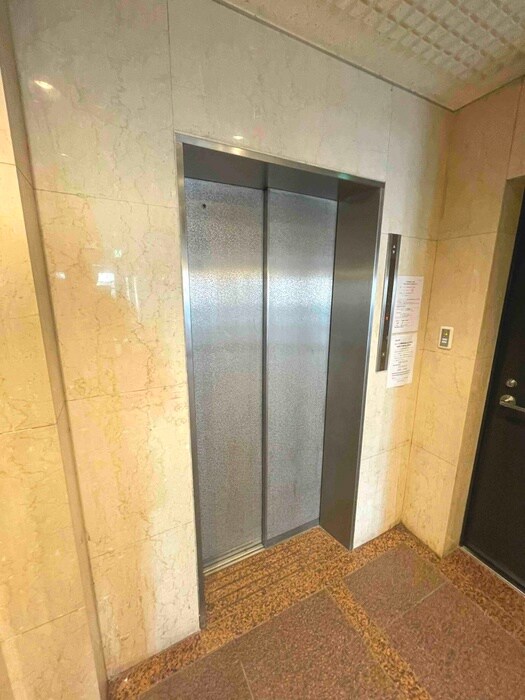 PALMIZIO鶴橋の物件外観写真