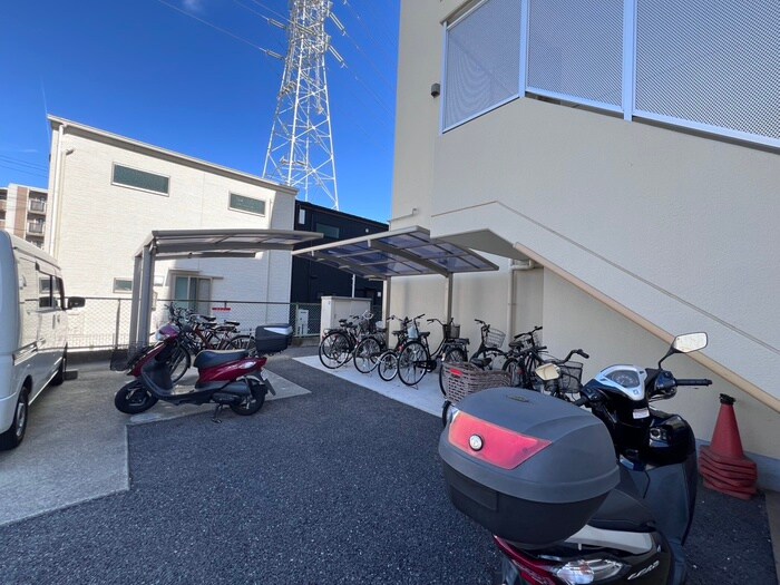 ユニテック大島の物件外観写真