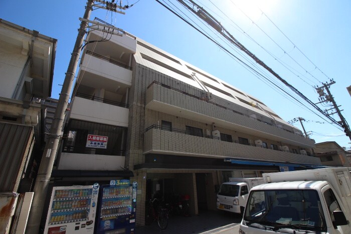 アメニティ豊中の物件外観写真