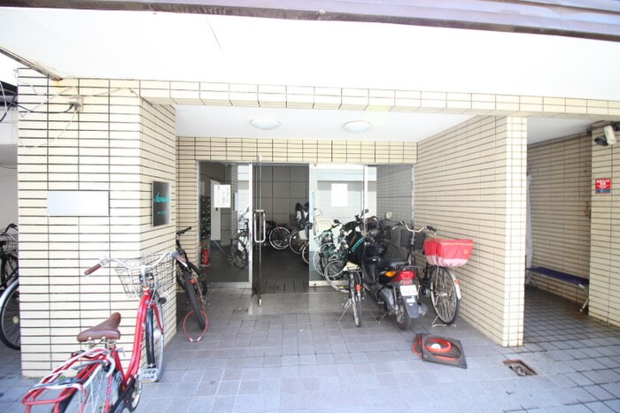 アメニティ豊中の物件外観写真