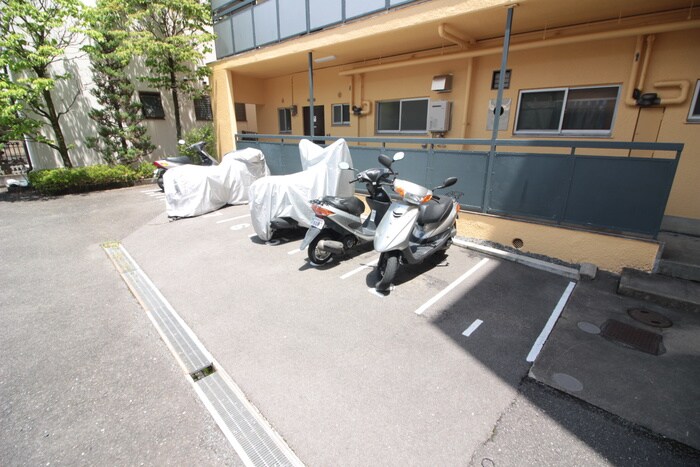 第1 向日ハイツの物件外観写真