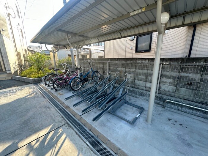 アレグレパス安倉の物件外観写真