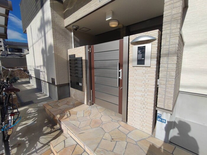 フジパレス栗山公園の物件外観写真