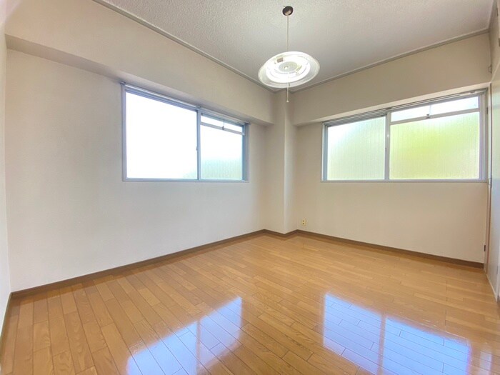 コーポラス伏見の物件内観写真