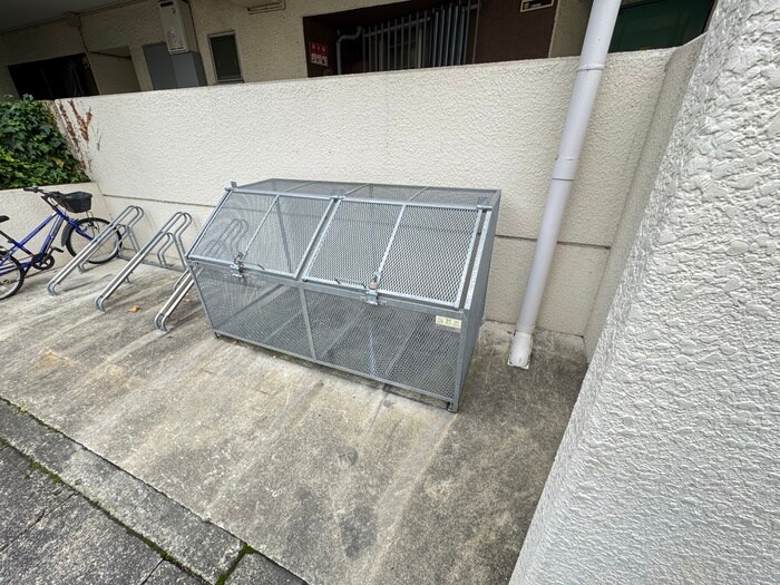 佐井寺ハイツの物件外観写真