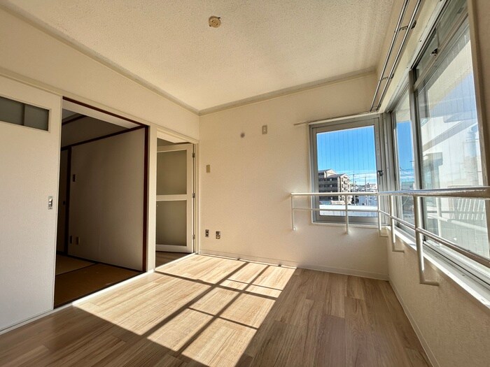 佐井寺ハイツの物件内観写真