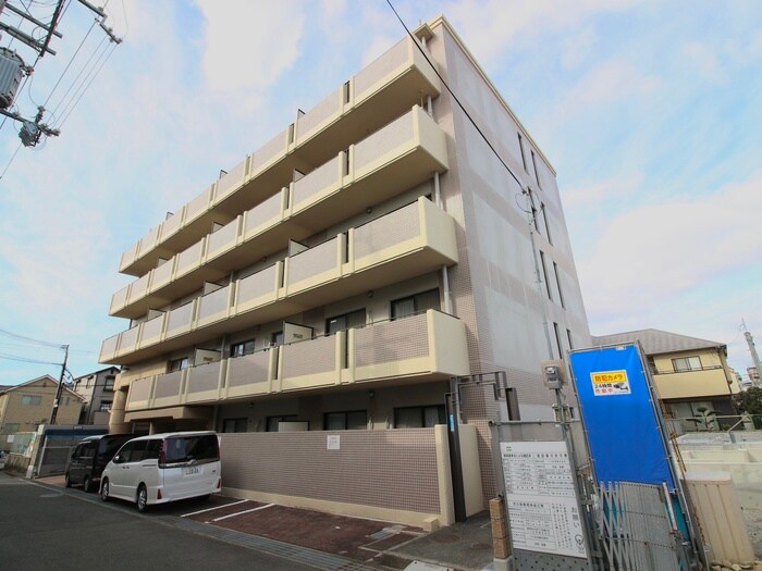 メルヴェユ伊丹の物件外観写真