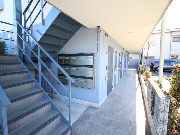 ル－ツウエストガ－デンの物件外観写真