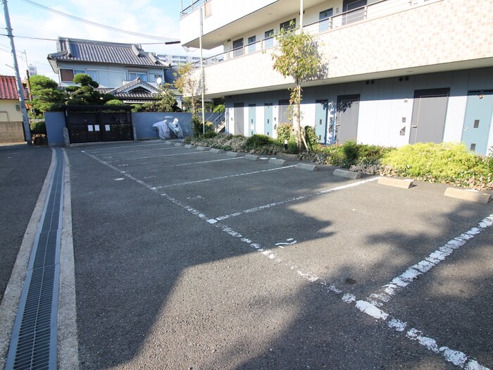 ル－ツウエストガ－デンの物件外観写真