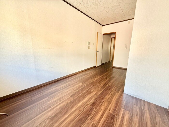 南中振２丁目戸建の物件内観写真