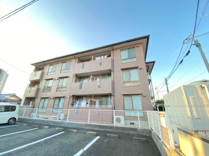 メゾン・ヴィオラの物件外観写真