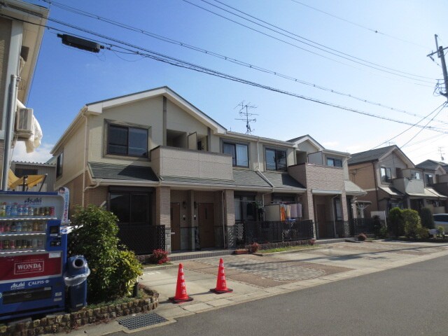 アヴェニューの物件外観写真