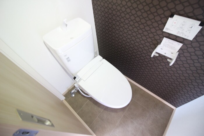 ウグイスコートの物件内観写真