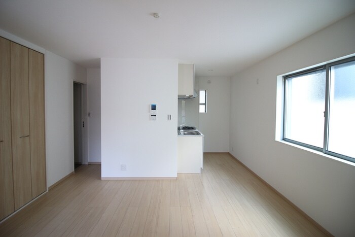 ウグイスコートの物件内観写真