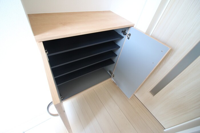 ウグイスコートの物件内観写真