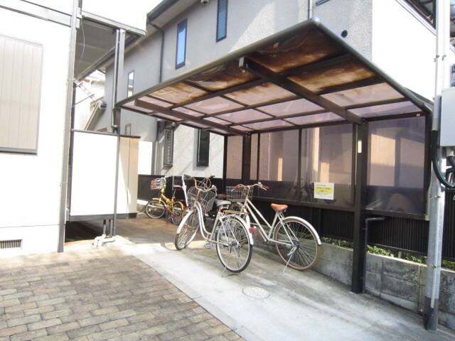 プラージュ本山の物件外観写真