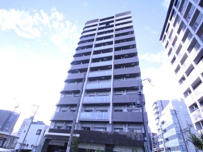 スペーシア江坂広芝町の物件外観写真