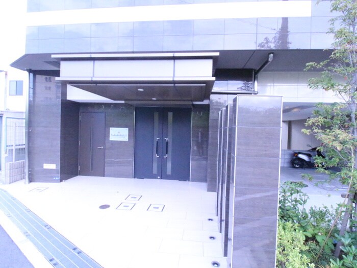 スペーシア江坂広芝町の物件外観写真