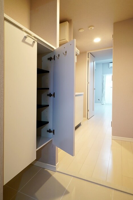 スペーシア江坂広芝町の物件内観写真