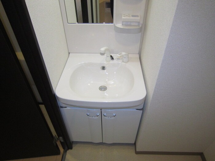 ﾌｼﾞﾊﾟﾚｽ ｽﾘｰﾊｰﾌﾞｽﾞ服部寿町の物件内観写真