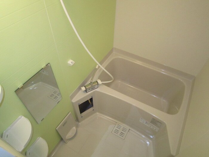 ﾌｼﾞﾊﾟﾚｽ ｽﾘｰﾊｰﾌﾞｽﾞ服部寿町の物件内観写真