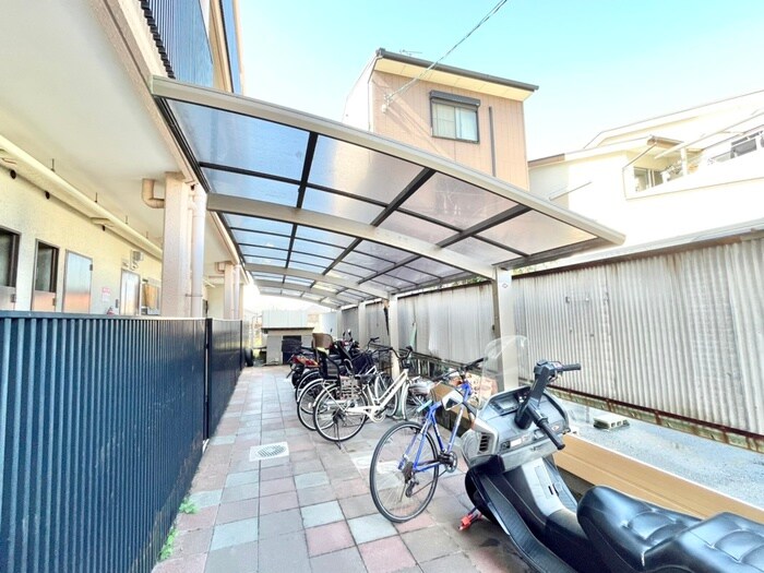 グランブルー宇治の物件外観写真