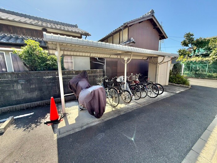 ボンボニエールの物件外観写真