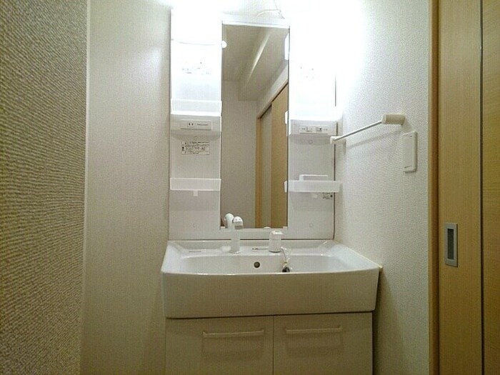 カ－サ・ドレッセの物件内観写真