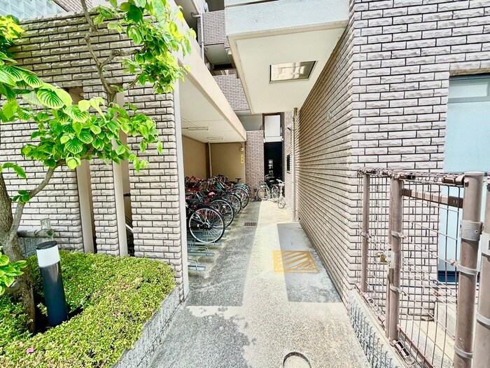 メゾンド・ファミ－ユの物件外観写真