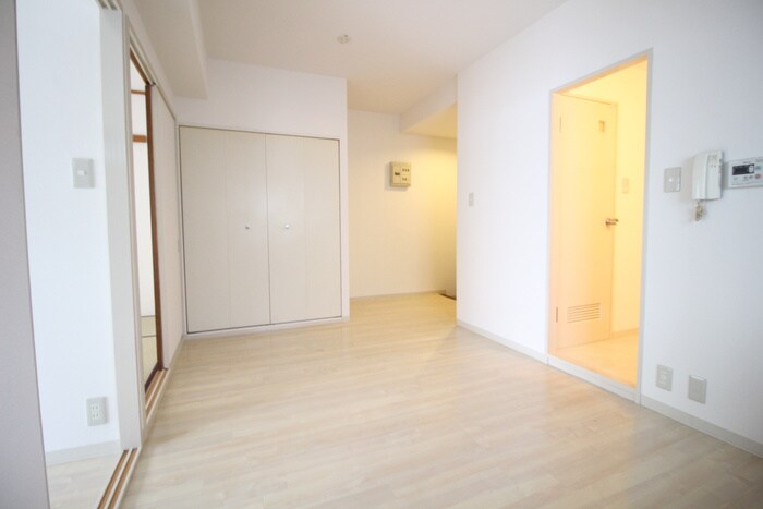 ラッフルズビルの物件内観写真