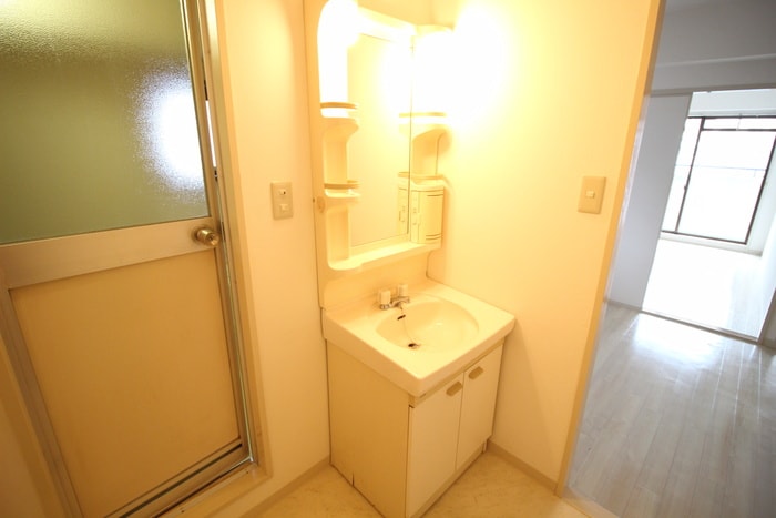 ラッフルズビルの物件内観写真