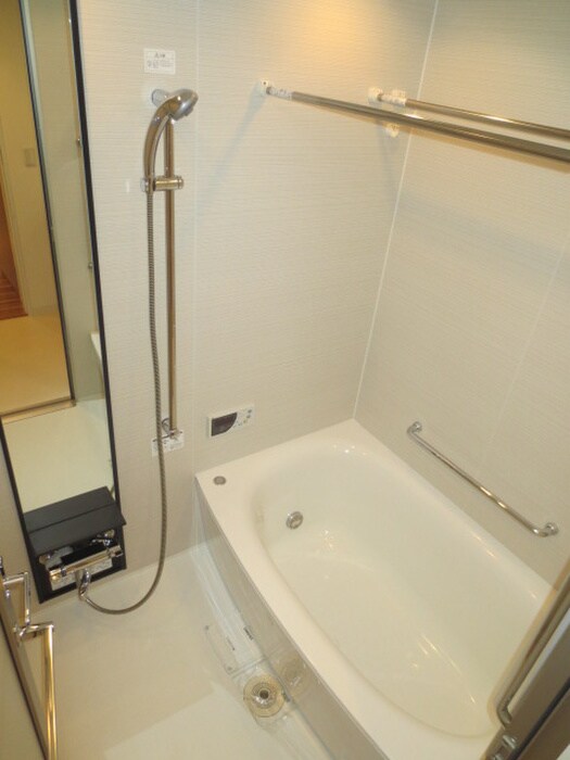 ザ・千里タワー（2402）の物件内観写真