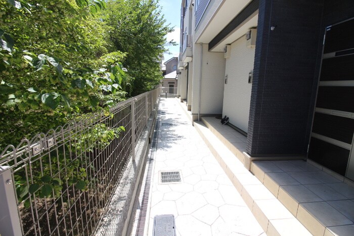 クレール宝塚の物件外観写真