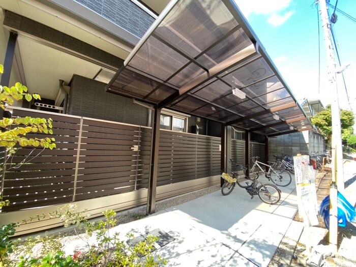 シャーメゾン中書島の物件外観写真