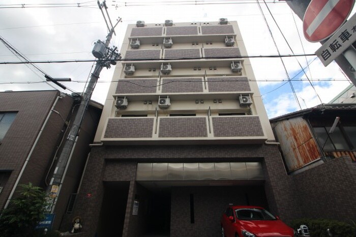 フラット２１の物件外観写真